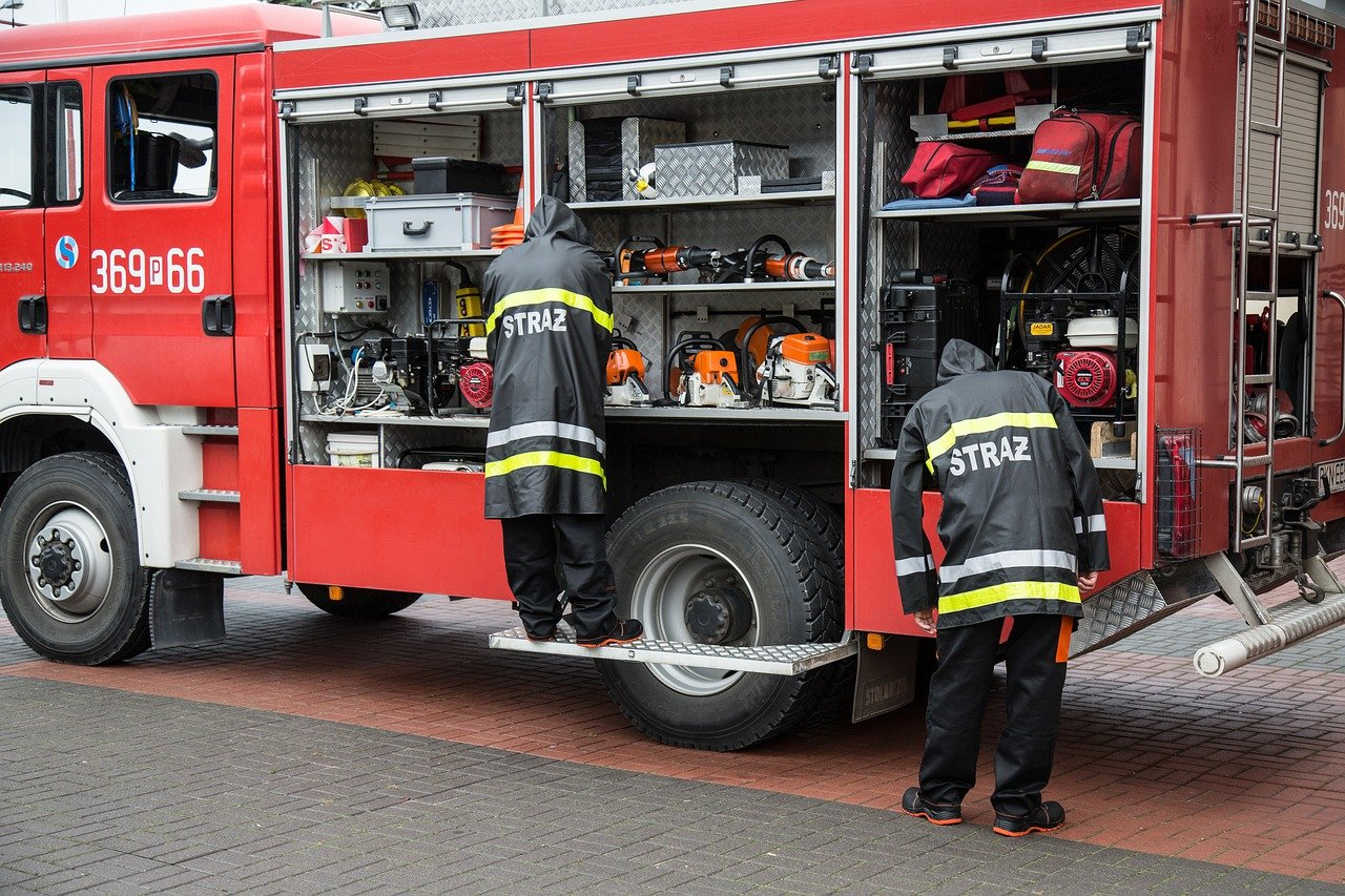 Tragedia podczas ćwiczeń strażaków w Poznaniu