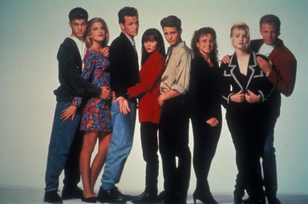 „Beverly Hills 90210”, kultowy serial, powraca na CBS Drama!