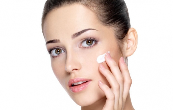Widoczne odmłodzenie skóry dzięki nowym kosmetykom Lirene Anti-Aging