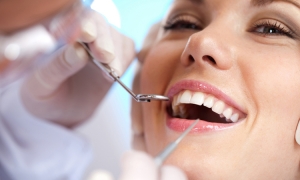 Znaczenie wykonywania regularnych wizyt kontrolnych w gabinecie stomatologicznym