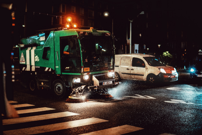 Dostawca komponentów dla przemysłu i motoryzacj