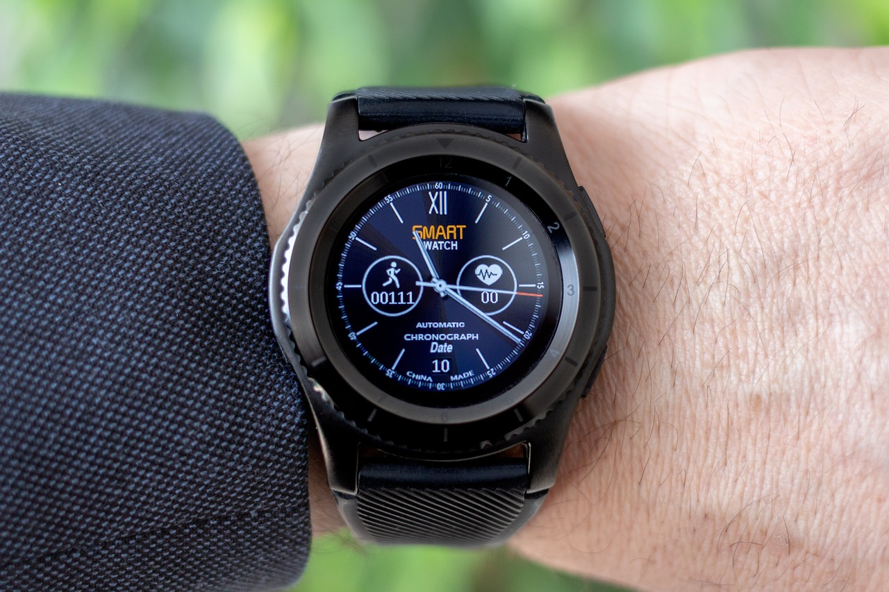 Jak funkcjonalność GPS wspiera aktywny tryb życia z użyciem smartwatcha