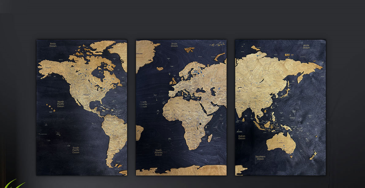 drewniana mapa świata