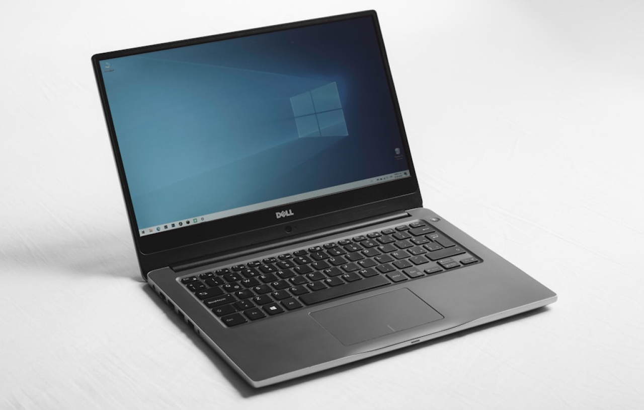 Laptopy z outletu Dell