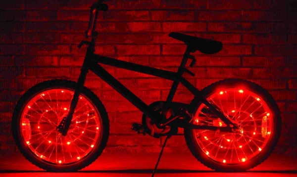 Oświetlenie rowerowe – czym się kierować przy zakupie?