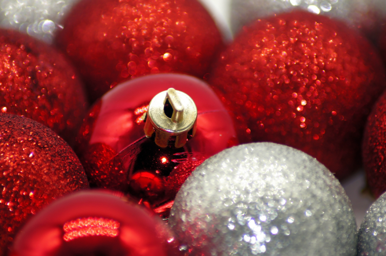 weihnachtskugeln glas rot