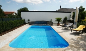 begleiteter Poolbau
