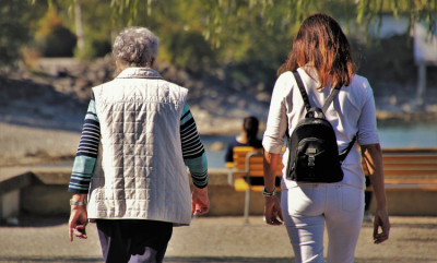 Warum immer mehr Senioren auf Pflegekräfte aus Polen setzen