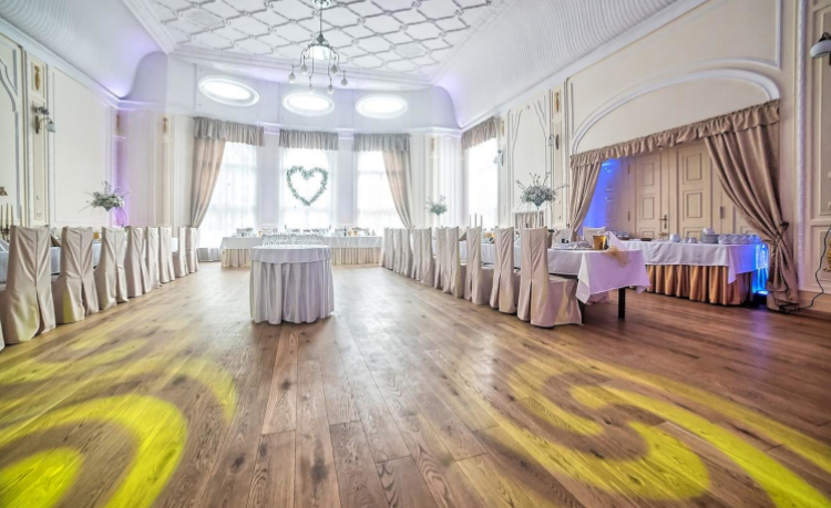 napis „Razem lepiej” led