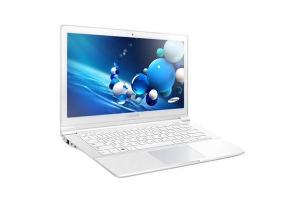 Samsung ATIV Book 9 Lite - lekki i stylowy towarzysz podróży