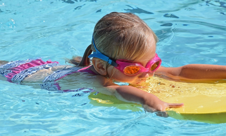 zajęcia pływania dla dzieci