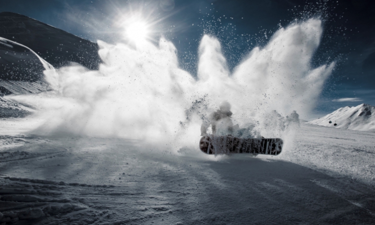 Wyprzedaż desek snowboardowych w SnowShop - poznaj nasze promocje