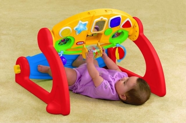 Zabawki dla niemowląt a rozwój dziecka